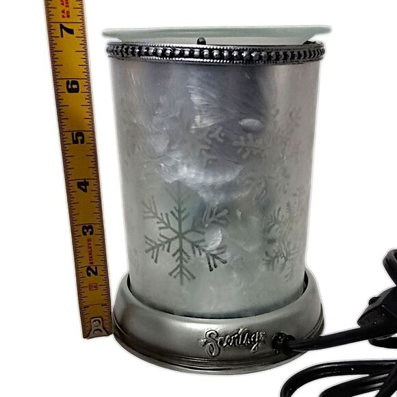 Scentsy Silver Frost Glass Shade Base Wax Warmer Lampshade Collection Snowflake. - Picture 3 of 16